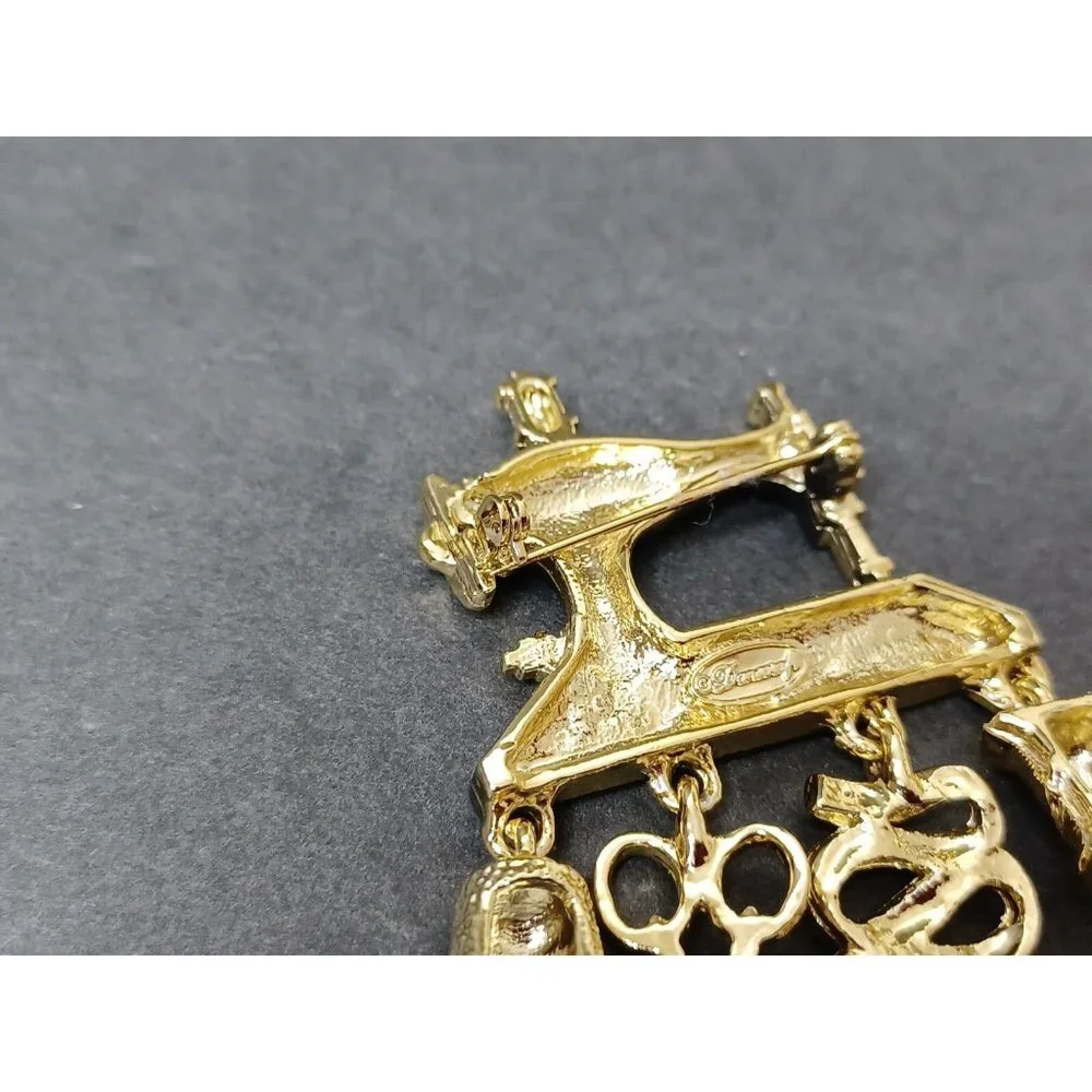 Vintage Danecraft Black/Gold Sewing Machine Brooch/Pin With Charms - Picture 9 of 11
